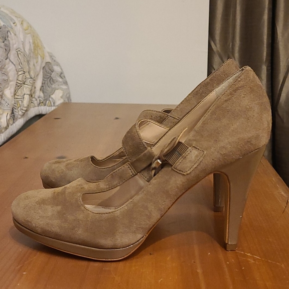 Suede platform Pumps - Picture 2 of 6
